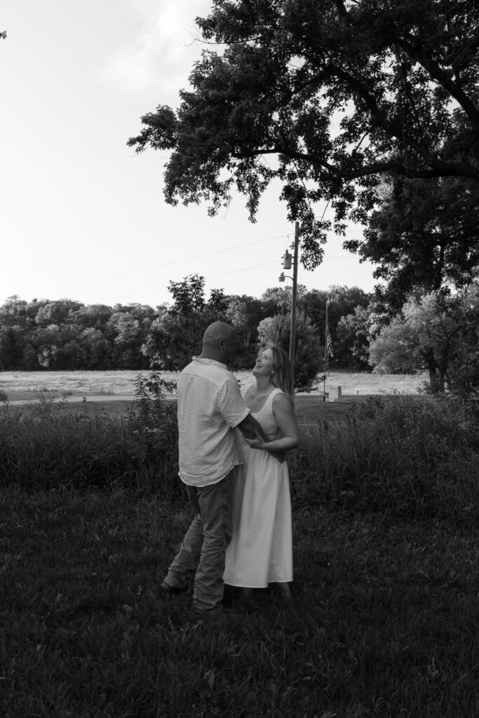 Black and white photo of couple at Wildcat Bluff Recreation Area in Vinton, IA.